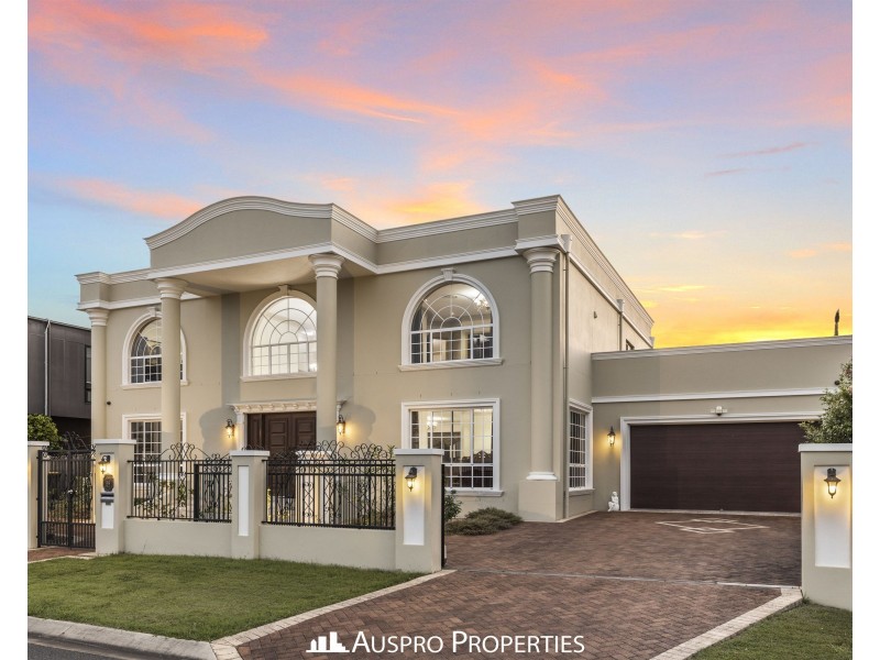 55 Hawthorn Circuit, Stretton QLD 4116