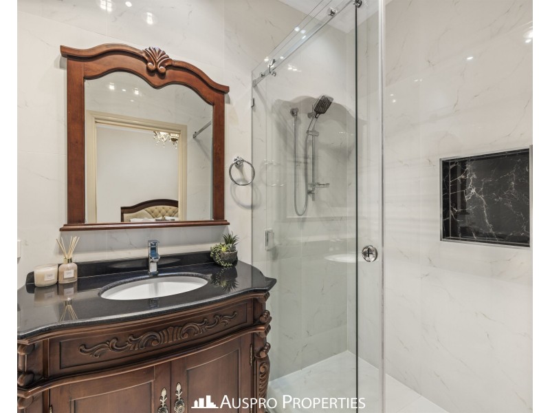 55 Hawthorn Circuit, Stretton QLD 4116