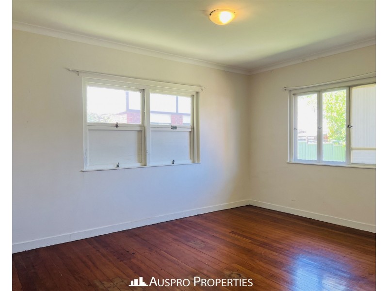 26 Garfield Road, Logan Central QLD 4114