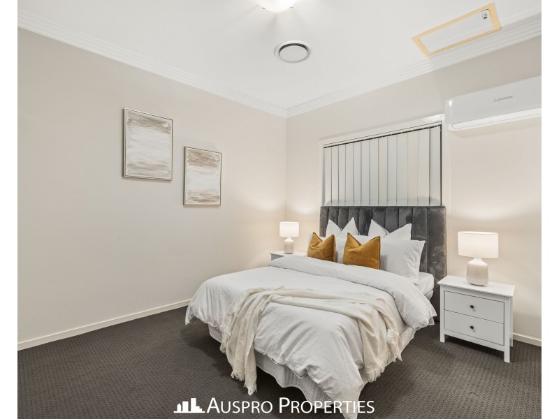 27 Maryland Drive, Regents Park QLD 4118