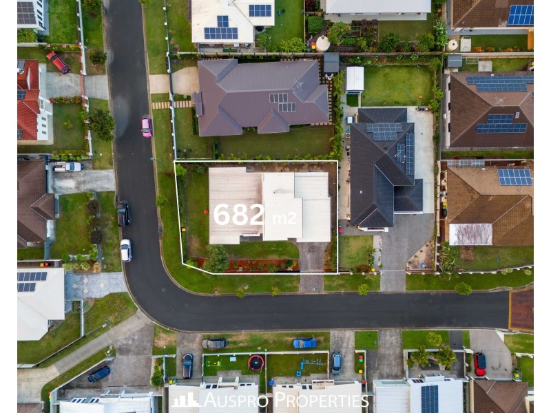 27 Maryland Drive, Regents Park QLD 4118