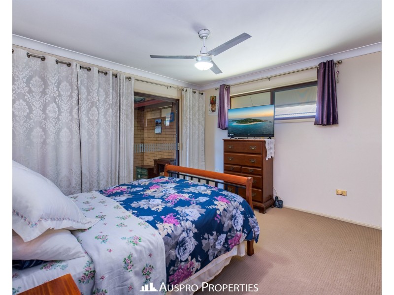 50 Greenmeadow Rd, Mansfield QLD 4122