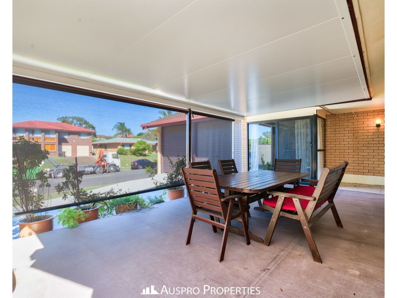 50 Greenmeadow Rd, Mansfield QLD 4122