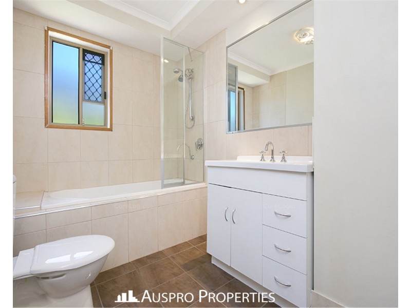 30 Ammons Street, Browns Plains QLD 4118