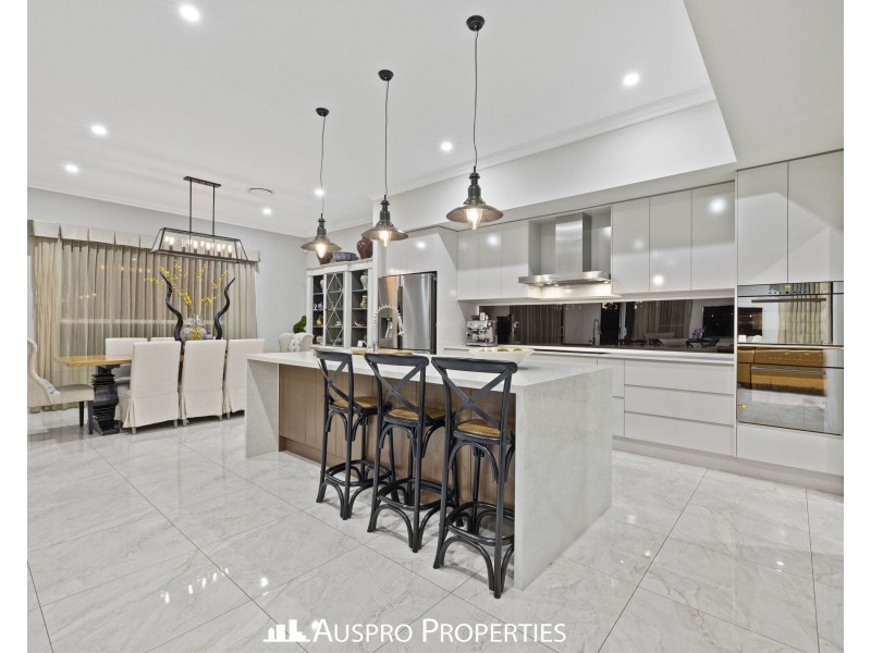 112 Hawthorn Circuit, Stretton QLD 4116