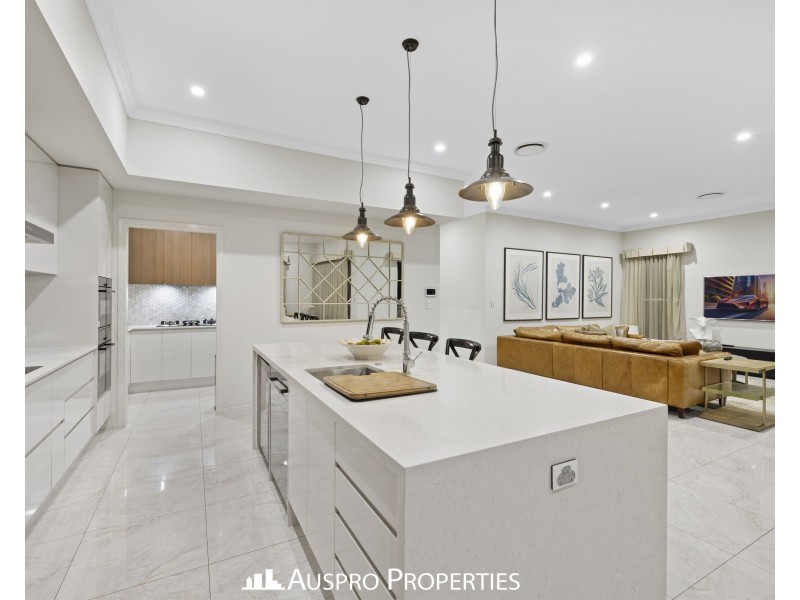 112 Hawthorn Circuit, Stretton QLD 4116