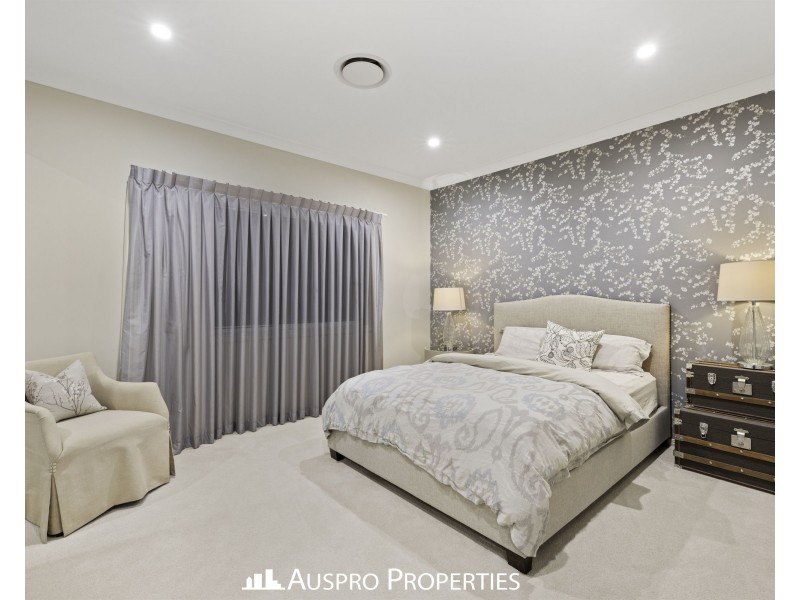 112 Hawthorn Circuit, Stretton QLD 4116