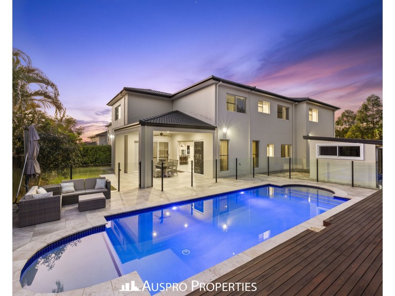 112 Hawthorn Circuit, Stretton QLD 4116
