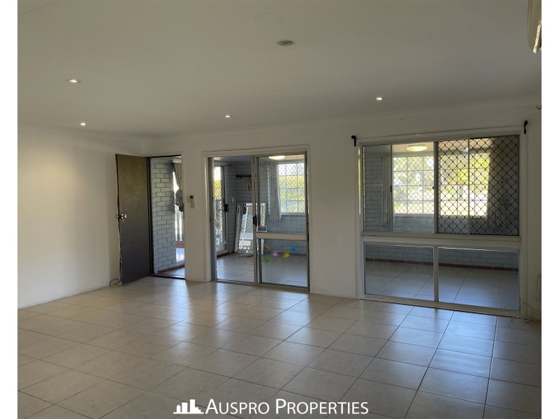 21 Ervatamia Street, Runcorn QLD 4113