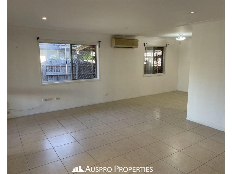 21 Ervatamia Street, Runcorn QLD 4113