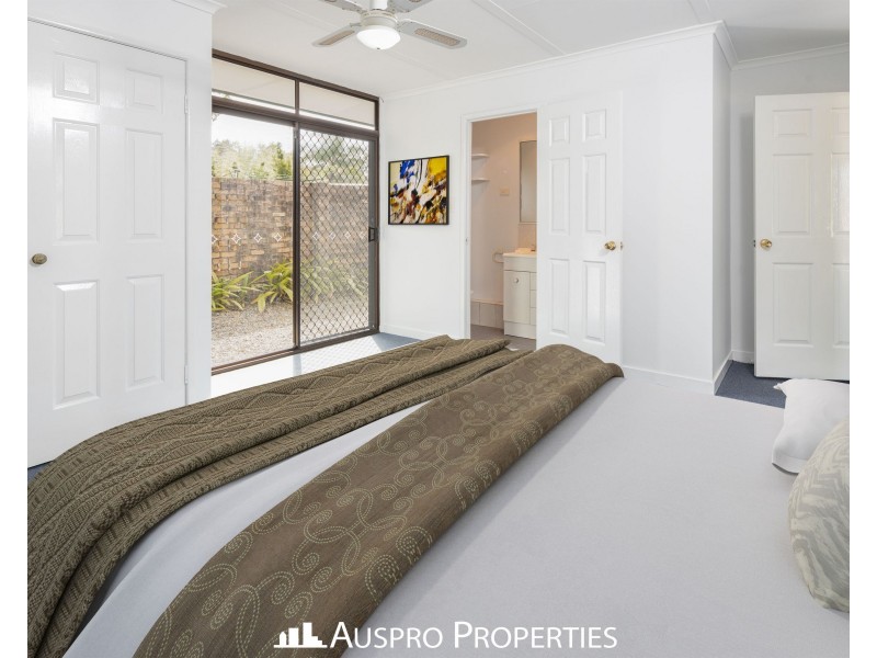 1 Winnetts Road, Daisy Hill QLD 4127