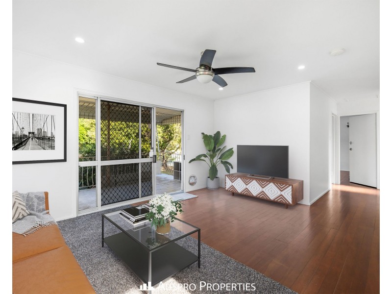 1 Charlane Street, Underwood QLD 4119