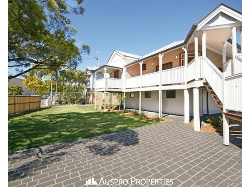 61 Deshon Street, Woolloongabba QLD 4102