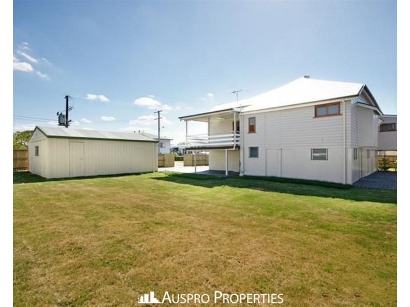 61 Deshon Street, Woolloongabba QLD 4102