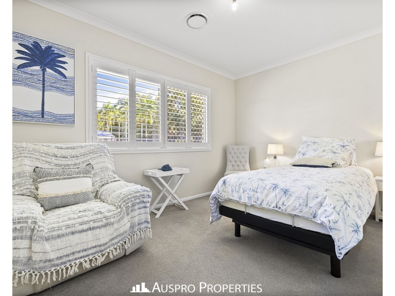 39-41 Country Court, Park Ridge QLD 4125