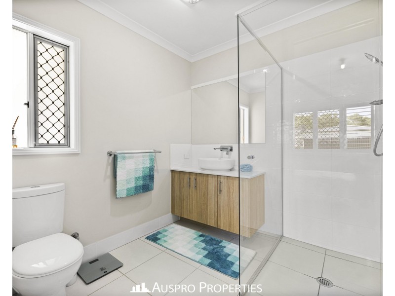 39-41 Country Court, Park Ridge QLD 4125