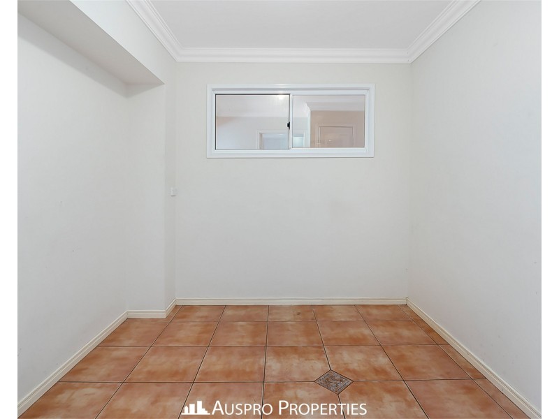 28 Nevern Street, Macgregor QLD 4109