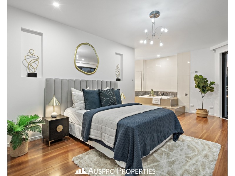 176 The Parkway, Stretton QLD 4116