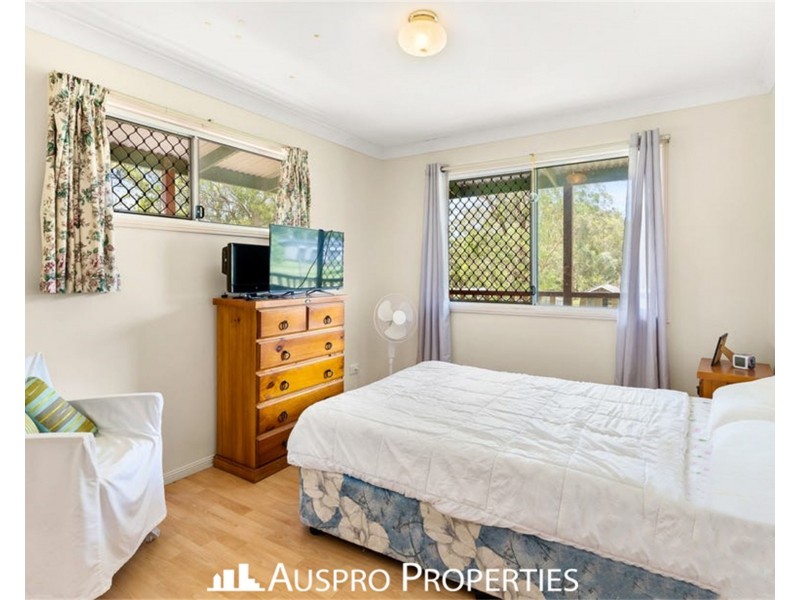 43-45 Country Court, Park Ridge QLD 4125