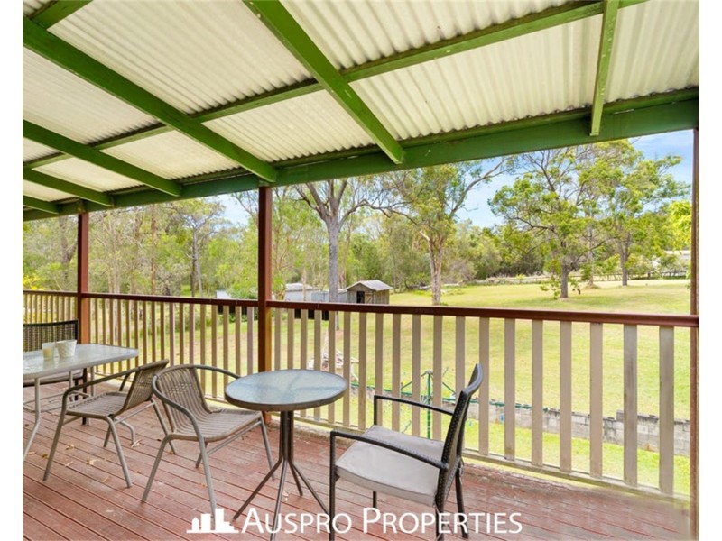 43-45 Country Court, Park Ridge QLD 4125