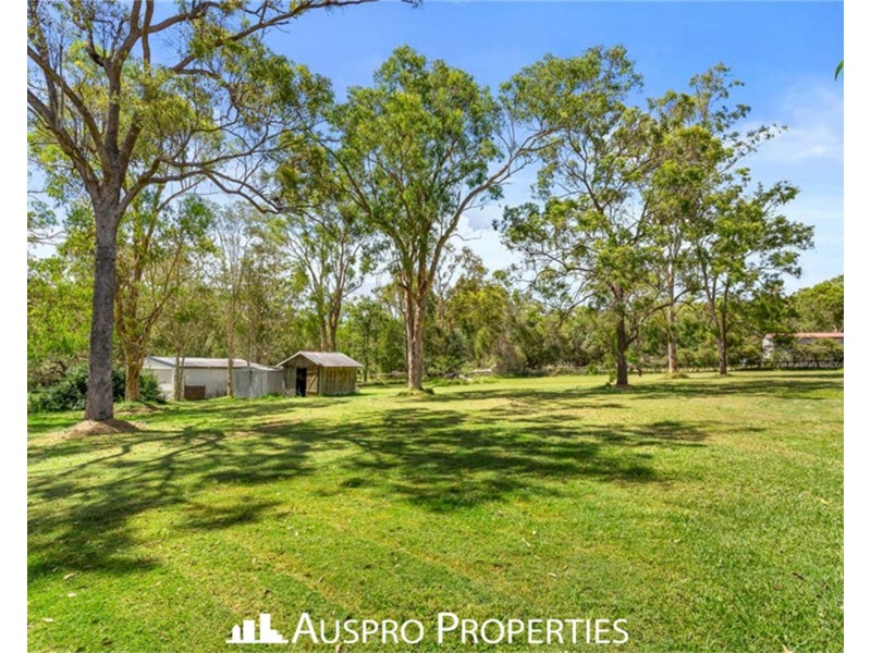 43-45 Country Court, Park Ridge QLD 4125