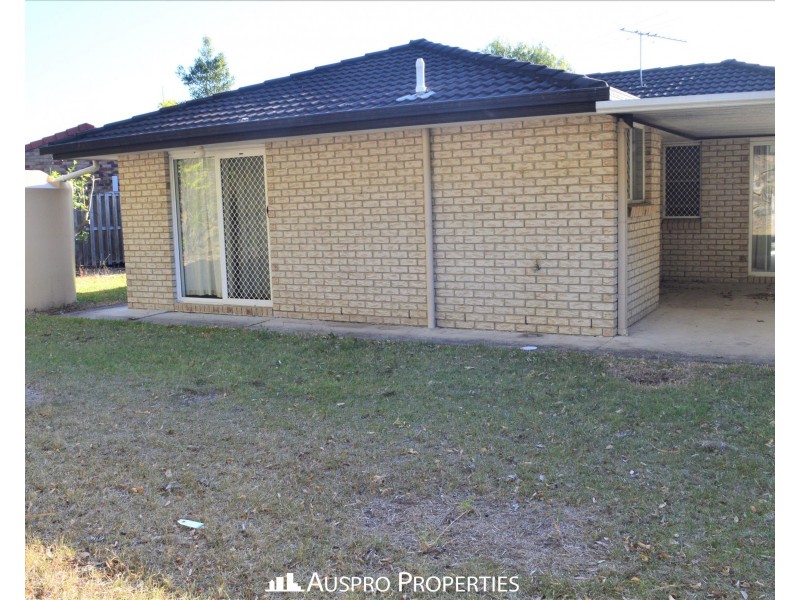 17 Housman Place, Calamvale QLD 4116