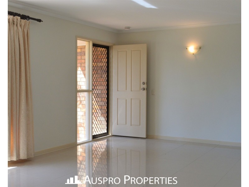 329 Gowan Road, Sunnybank Hills QLD 4109