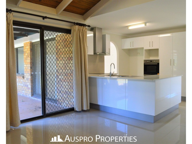 329 Gowan Road, Sunnybank Hills QLD 4109