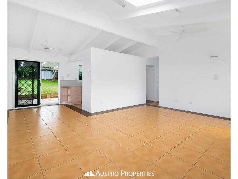 7 Clonmel Street, Regents Park QLD 4118