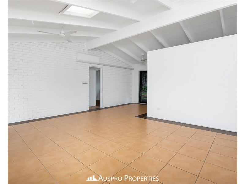 7 Clonmel Street, Regents Park QLD 4118