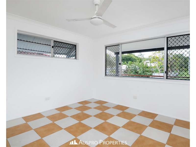 7 Clonmel Street, Regents Park QLD 4118