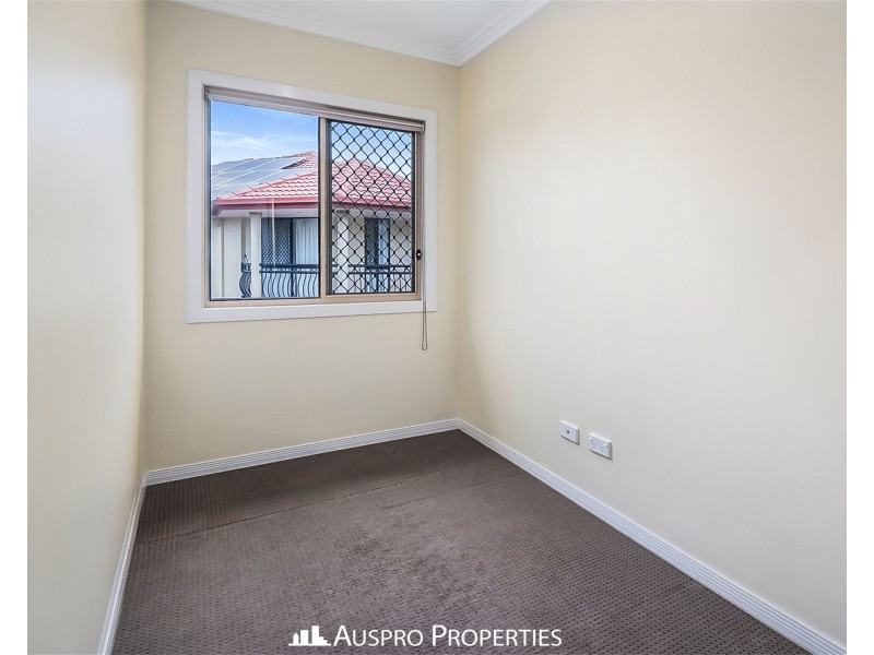 24 Saint Tropez Place, Forest Lake QLD 4078