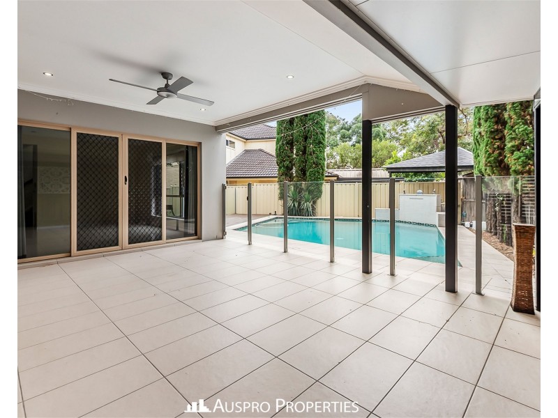 24 Saint Tropez Place, Forest Lake QLD 4078