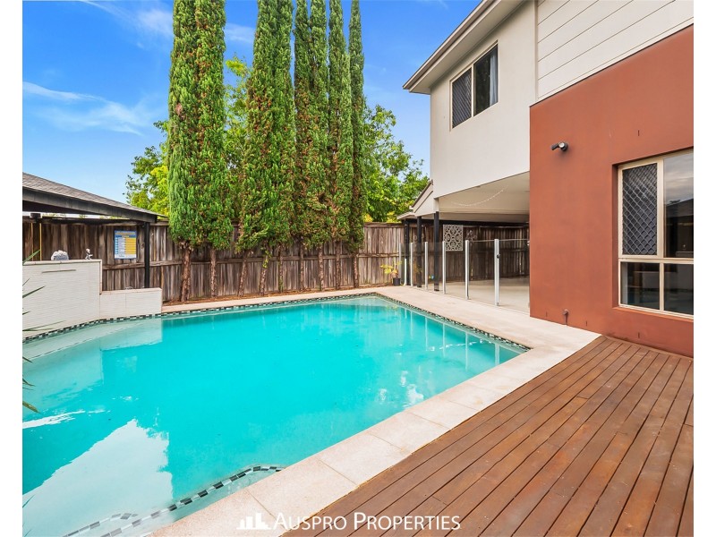 24 Saint Tropez Place, Forest Lake QLD 4078