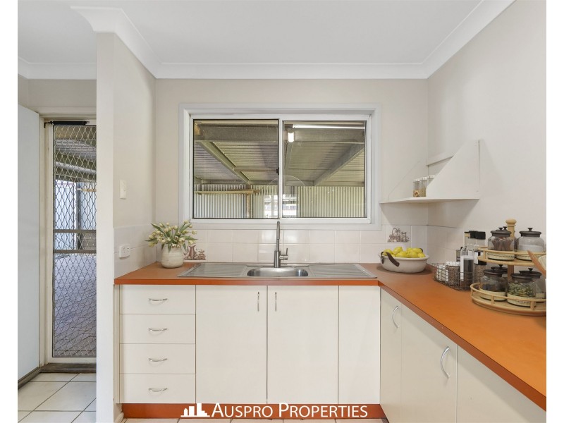 24 Trebeck Street, Browns Plains QLD 4118