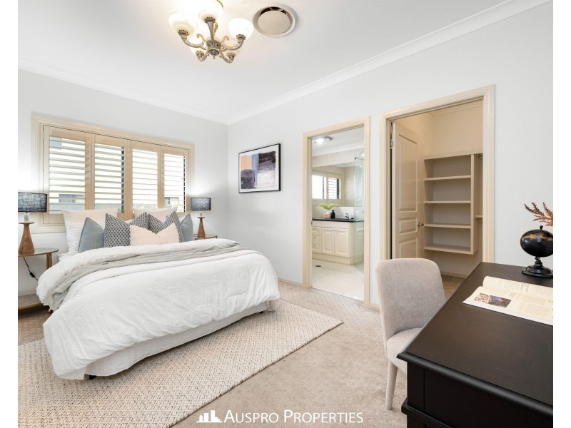 51 Hawthorn Circuit, Stretton QLD 4116