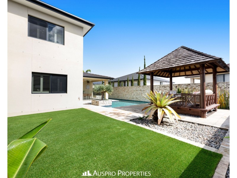 51 Hawthorn Circuit, Stretton QLD 4116