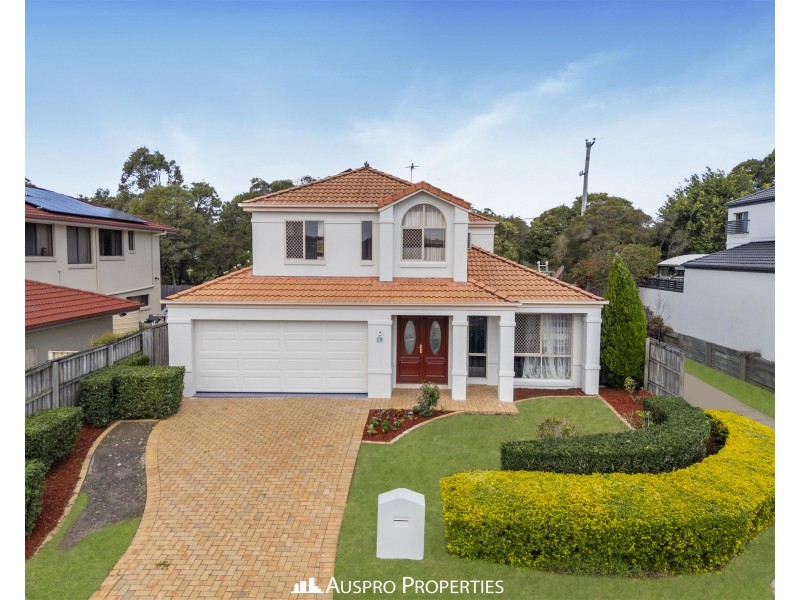 18 Vaucluse Place, Mansfield QLD 4122