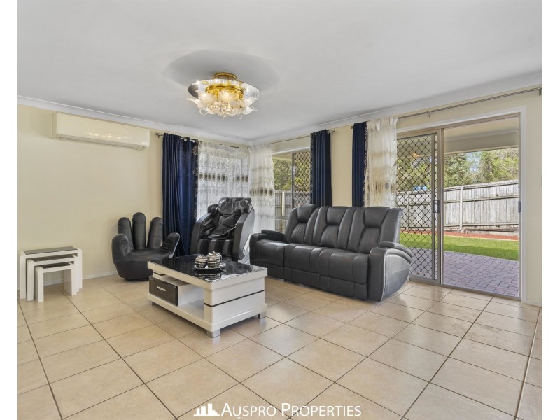 18 Vaucluse Place, Mansfield QLD 4122