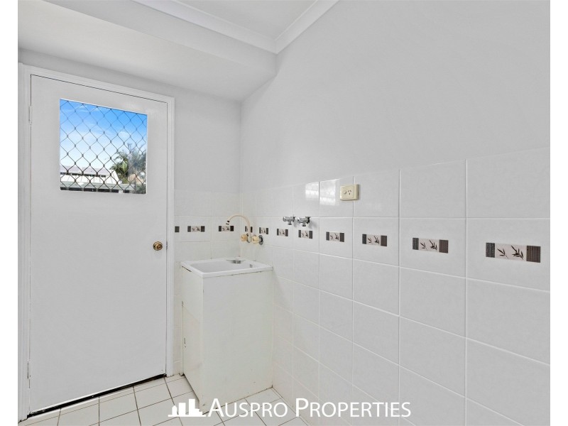 32 Furzer Street, Browns Plains QLD 4118