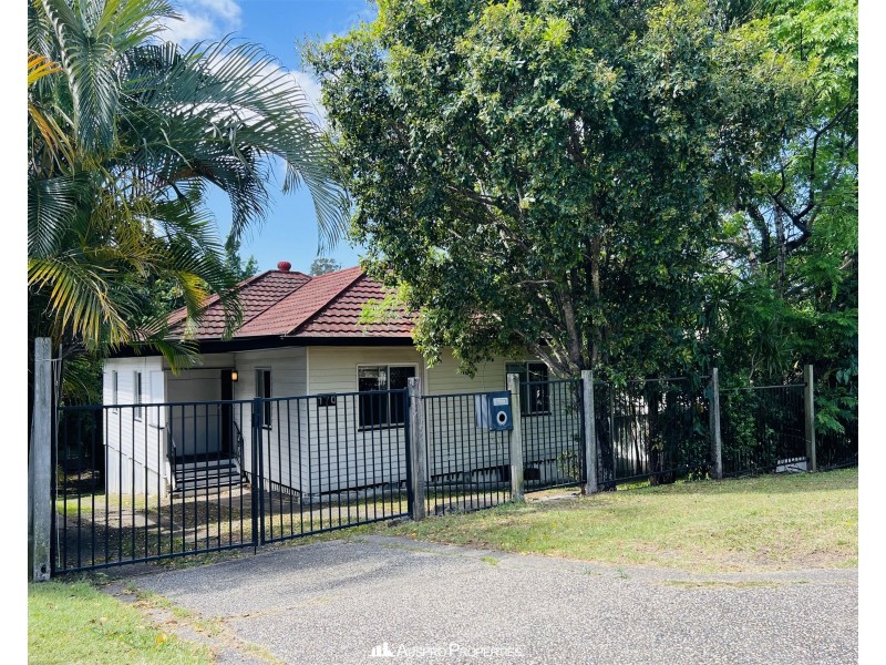 170 Macrossan Avenue, Norman Park QLD 4170
