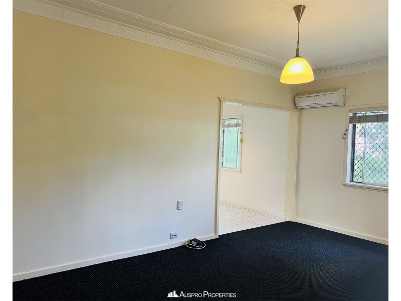 170 Macrossan Avenue, Norman Park QLD 4170