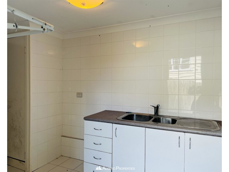 170 Macrossan Avenue, Norman Park QLD 4170