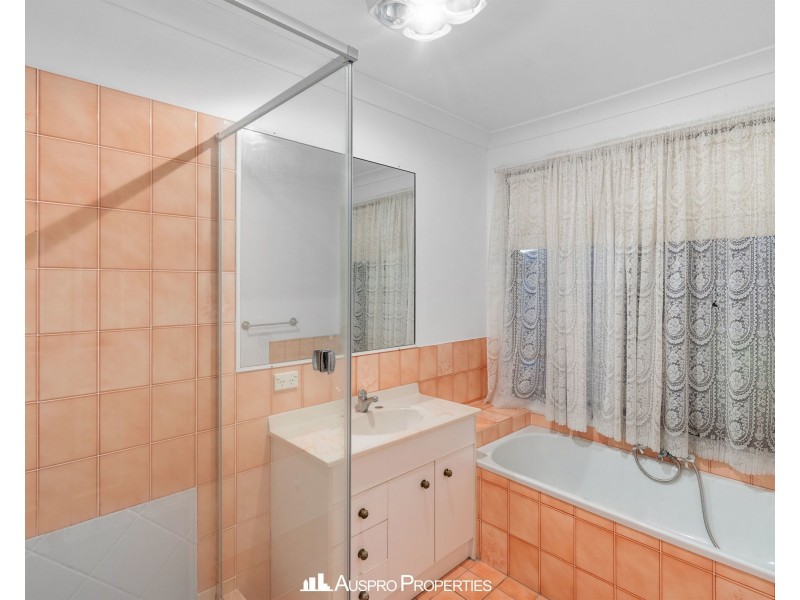 40 Cocas Street, Regents Park QLD 4118