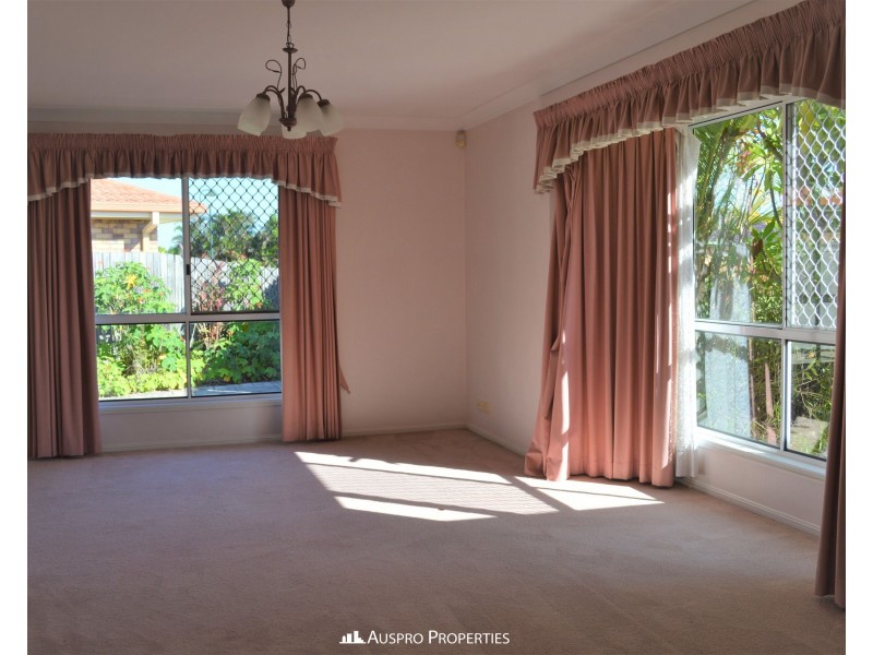 145 Ulinga Crescent, Parkinson QLD 4115