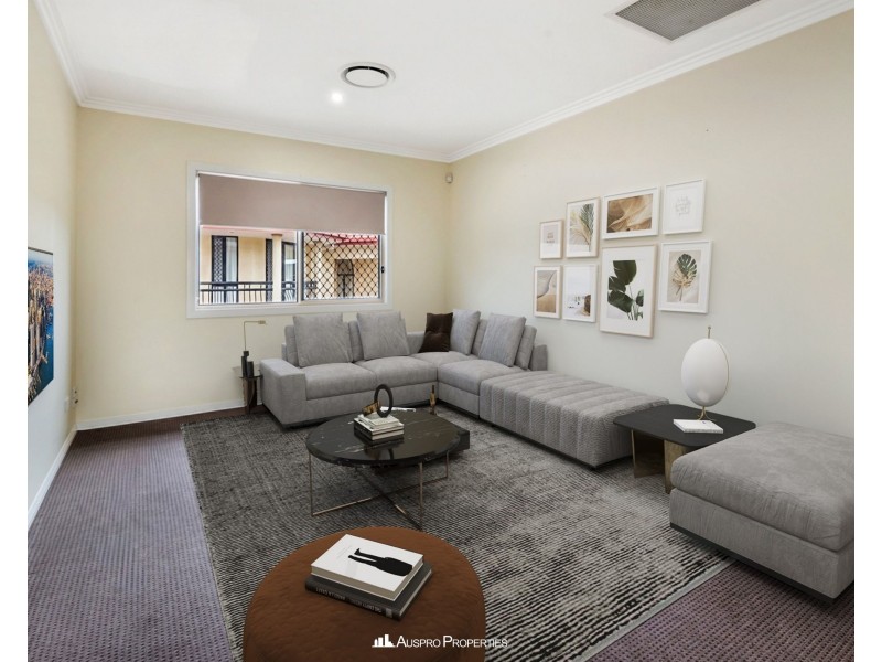 24 Saint Tropez Place, Forest Lake QLD 4078