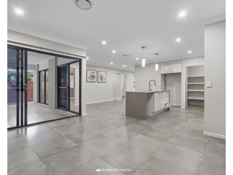 9 Dongola Street, Durack QLD 4077