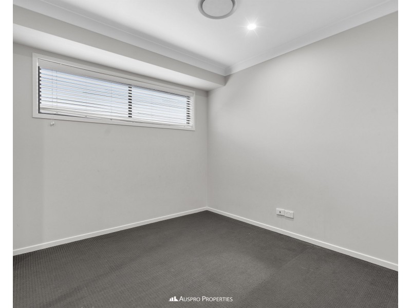 9 Dongola Street, Durack QLD 4077