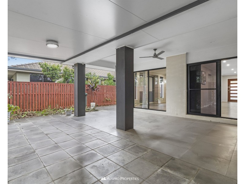 9 Dongola Street, Durack QLD 4077