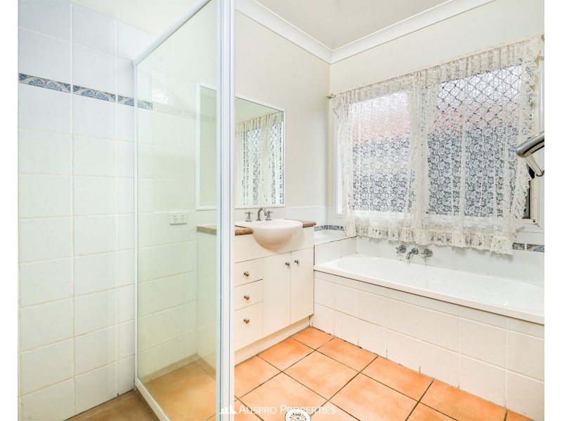 10 Agostino Close, Doolandella QLD 4077